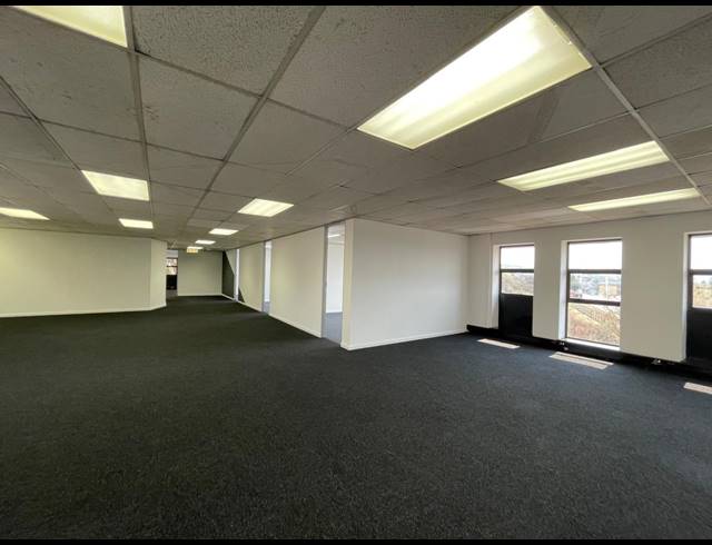 400M² OFFICE TO LET IN HURLINGHAM
